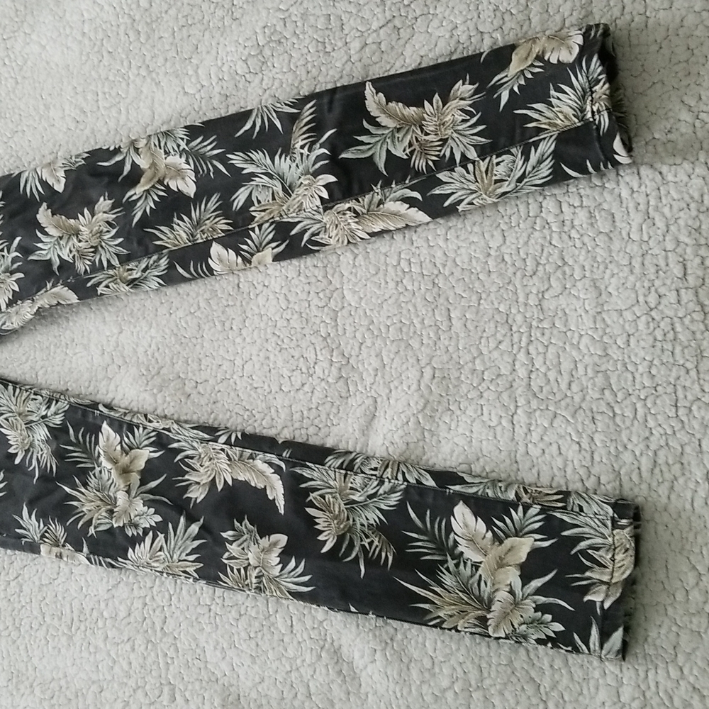 Cotton On Women's Floral Skinny Jeans - Picture 3 of 14